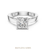 Load image into Gallery viewer, Maylaya Gems lab-grown diamond ring in white gold