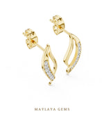 Load image into Gallery viewer, Maylaya Gems round curved leaf earrings in yellow gold