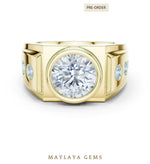 Load image into Gallery viewer, Maylaya Gems 3.660 ct Round Bezel Lab-Grown Diamond Men's Ring in yellow gold