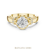 Load image into Gallery viewer, Maylaya Gems lab-grown diamond ring in yellow gold