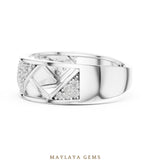 Load image into Gallery viewer, Maylaya Gems triangle lattice lab-grown diamond band in white gold