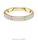 Load image into Gallery viewer, Maylaya Gems round pave edge lab-grown diamond band in yellow gold