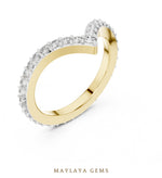 Load image into Gallery viewer, Maylaya Gems round chevron eternity lab-grown diamond band in yellow gold