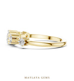Load image into Gallery viewer, Maylaya Gems graduated five round lab-grown diamond band in yellow gold