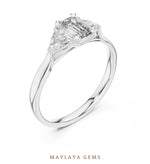Load image into Gallery viewer, Maylaya Gems emerald trillion trilogy lab-grown diamond ring in white gold