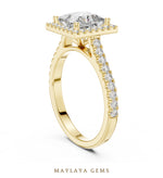 Load image into Gallery viewer, Maylaya Gems princess square halo lab-grown diamond ring in yellow gold
