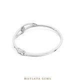 Load image into Gallery viewer, Maylaya Gems lab-grown diamond bracelet in white gold