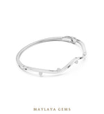 Load image into Gallery viewer, Maylaya Gems lab-grown diamond bracelet in white gold