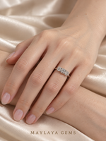 Load image into Gallery viewer, Maylaya Gems E022 ring on a female model hand