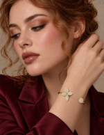 Load image into Gallery viewer, Maylaya Gems 1.55 ct Round Lab-Grown Diamond Bracelet — AI-generated young adult model in eveningwear / ภาพจำลองนางแบบสวมเครื่องประดับด้วย AI
