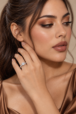 Load image into Gallery viewer, Maylaya Gems 10K Gold 1 ct Round Lab-Grown Diamond Ring — JF009 — AI-generated young adult model in eveningwear / ภาพจำลองนางแบบสวมเครื่องประดับด้วย AI