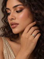 Load image into Gallery viewer, Maylaya Gems 9K Gold 1.01 ct Emerald Lab-Grown Diamond Ring — M02C — AI-generated young adult model in eveningwear / ภาพจำลองนางแบบสวมเครื่องประดับด้วย AI
