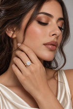 Load image into Gallery viewer, Maylaya Gems 2.5 ct Round Lab-Grown Diamond Ring — AI-generated young adult model in eveningwear / ภาพจำลองนางแบบสวมเครื่องประดับด้วย AI