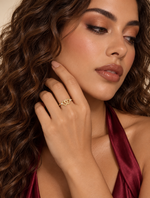 Load image into Gallery viewer, Maylaya Gems 0.05 ct Interlocking Hearts Lab-Grown Diamond Ring — AI-generated young adult model in eveningwear / ภาพจำลองนางแบบสวมเครื่องประดับด้วย AI