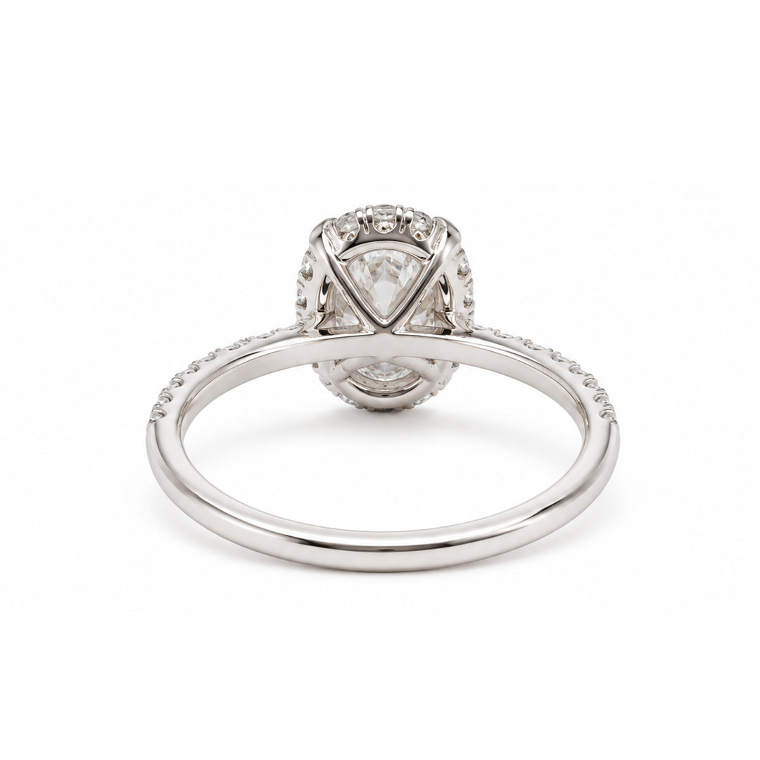 White gold 9k oval 3