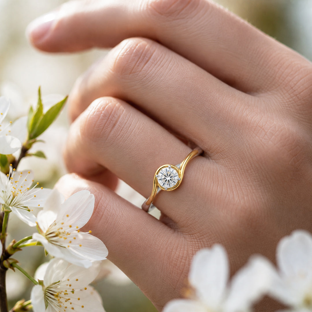 Two Tone 9K Round 2.08ct Solitaire Ring