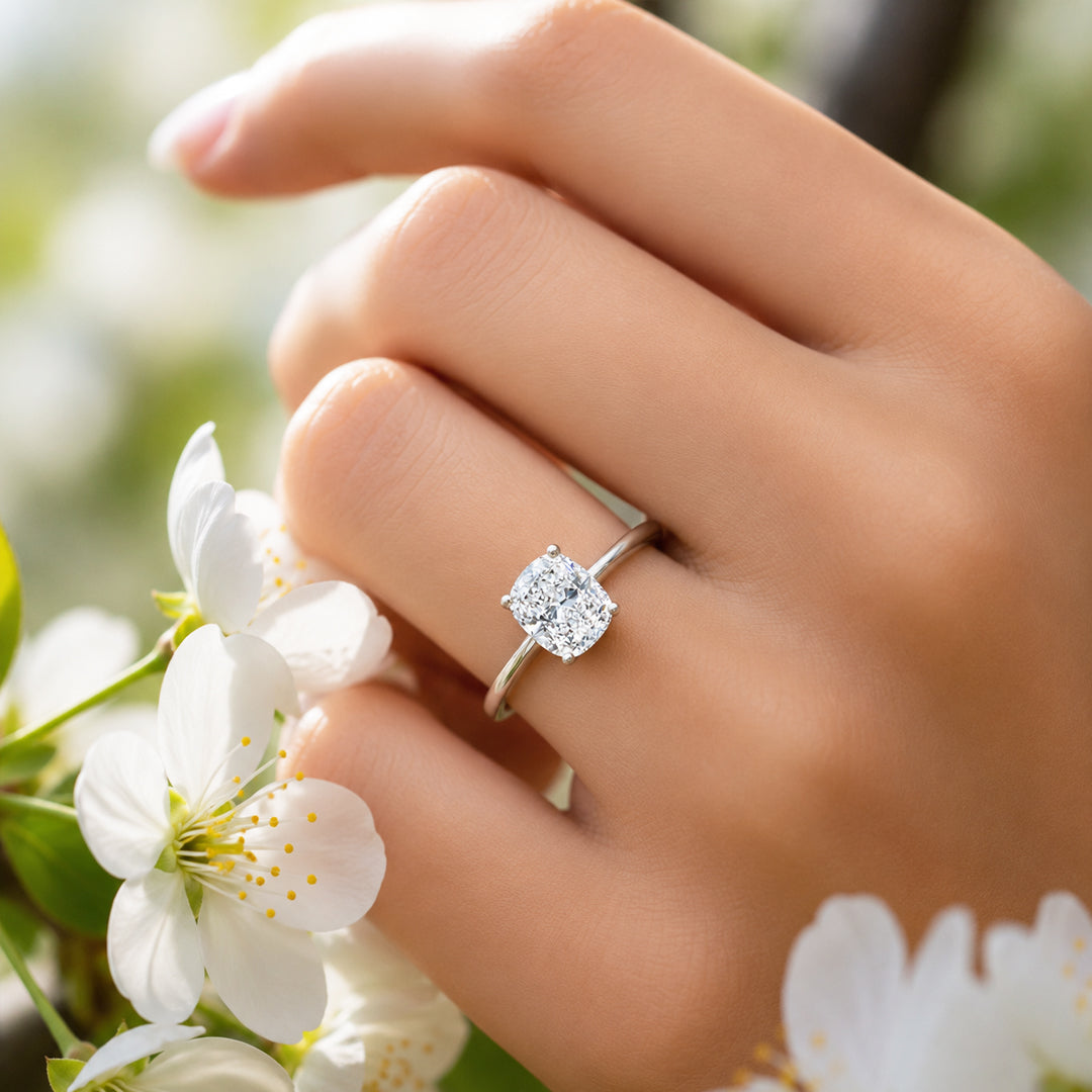 White Gold 9K Cushion 1.04ct Halo Ring