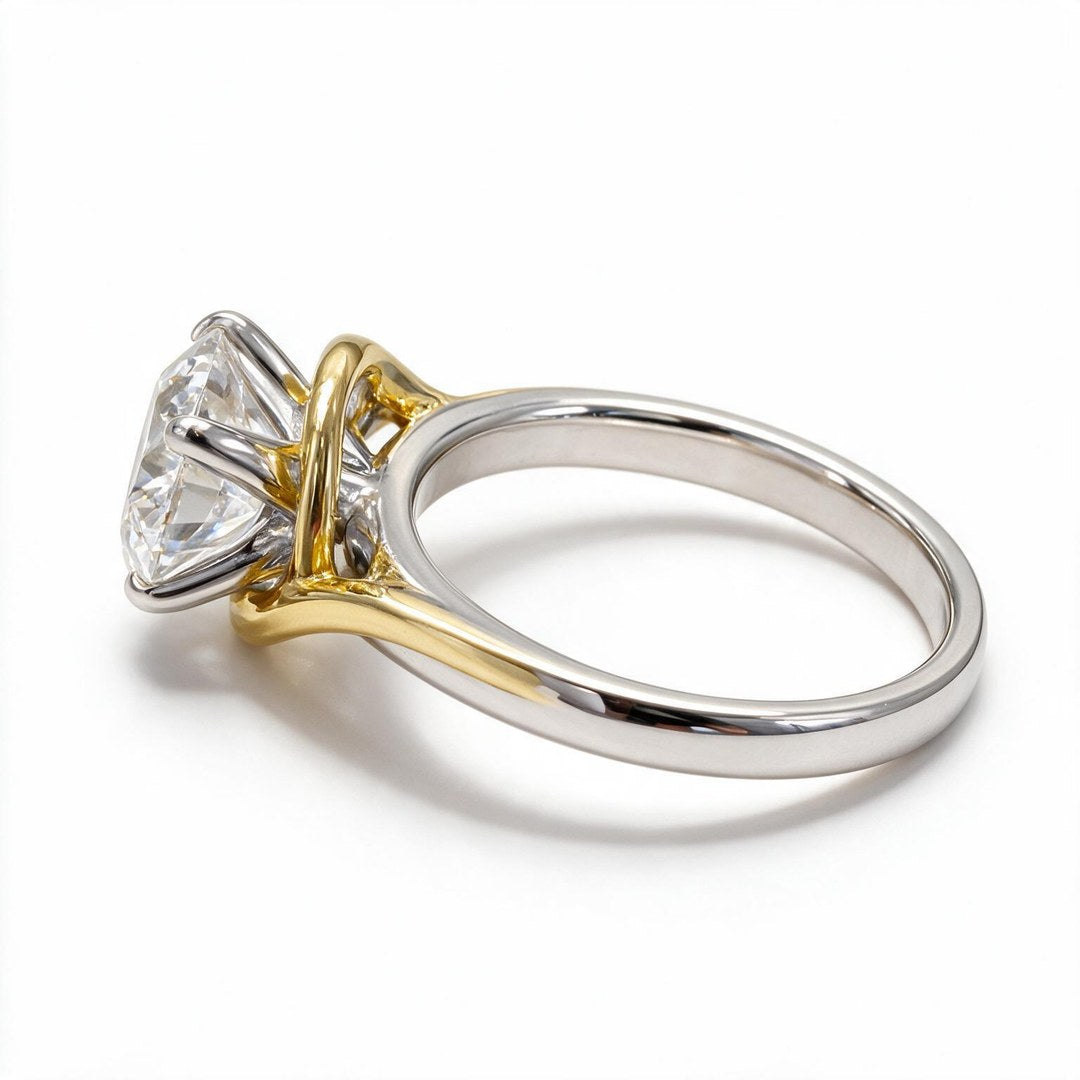 Two Tone 9K Round Solitairect Solitaire Ring