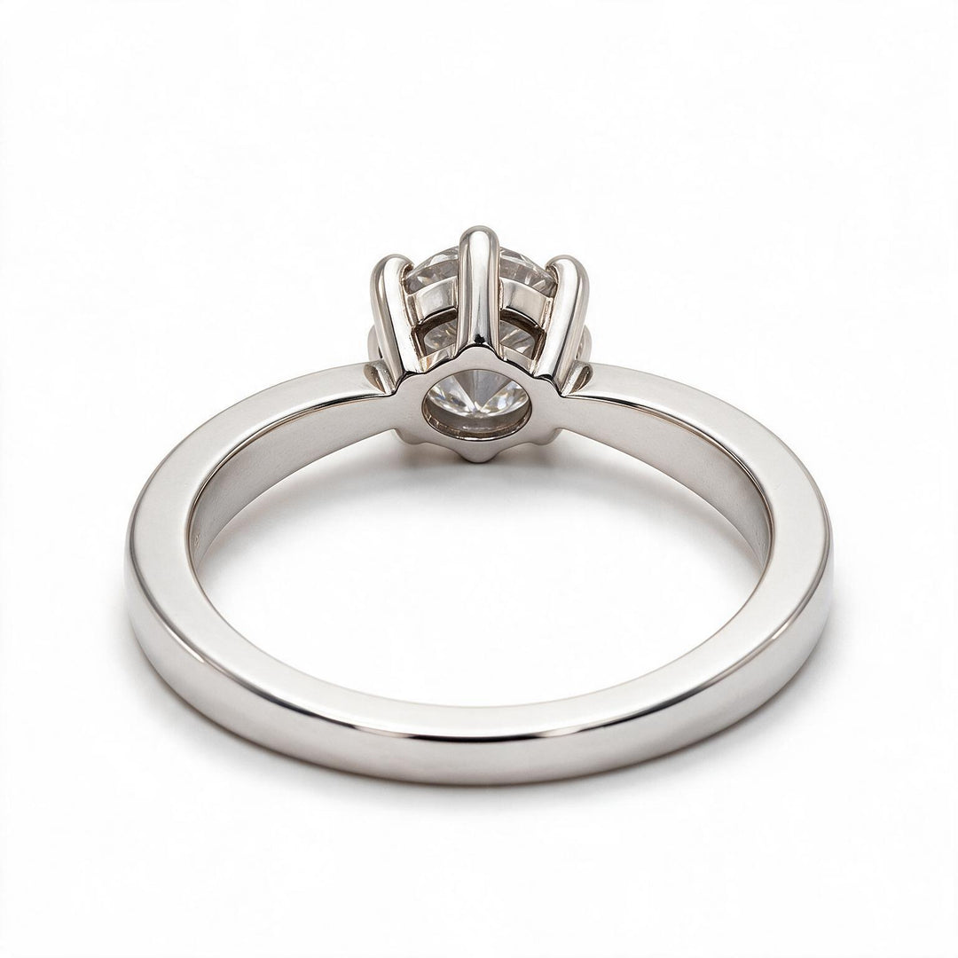 Two Tone 9K Round Solitairect Solitaire Ring