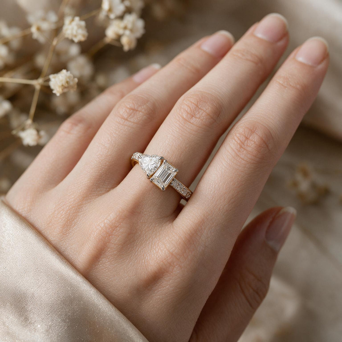 Yellow gold polish 9k emerald diamond jewelleryct solitaire ring