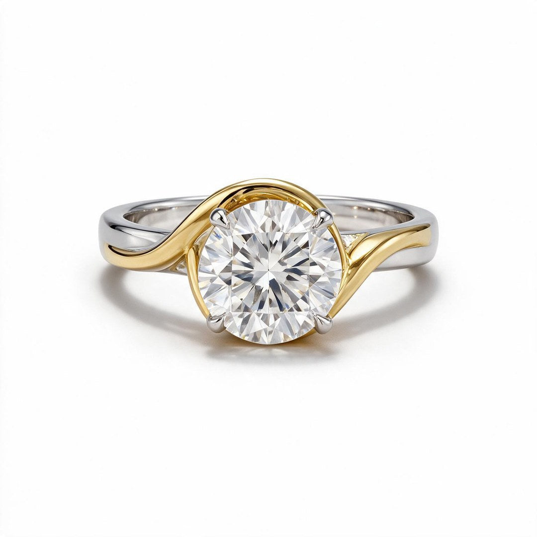 Two tone 9k round solitairect solitaire ring