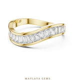 Load image into Gallery viewer, Maylaya Gems baguette channel lab-grown diamond band in yellow gold
