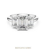 Load image into Gallery viewer, Maylaya Gems emerald trilogy lab-grown diamond ring in white gold
