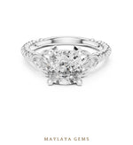 Load image into Gallery viewer, Maylaya Gems lab-grown diamond ring in white gold
