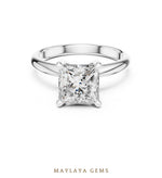Load image into Gallery viewer, Maylaya Gems lab-grown diamond ring in white gold
