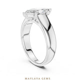 Load image into Gallery viewer, Maylaya Gems lab-grown diamond ring in white gold
