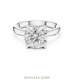 Load image into Gallery viewer, Maylaya Gems lab-grown diamond ring in white gold
