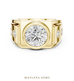 Load image into Gallery viewer, Maylaya Gems 3.660 ct Round Bezel Lab-Grown Diamond Men's Ring in yellow gold
