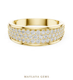 Load image into Gallery viewer, Maylaya Gems 0.927 ct Round Graduated Pavé Lab-Grown Diamond Men's Band in yellow gold
