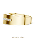 Load image into Gallery viewer, Maylaya Gems 0.680 ct Round Channel Accent Lab-Grown Diamond Men's Ring in yellow gold
