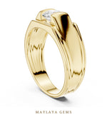 Load image into Gallery viewer, Maylaya Gems 1.000 ct Round Grooved Shoulder Lab-Grown Diamond Men's Ring in yellow gold

