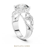 Load image into Gallery viewer, Maylaya Gems lab-grown diamond ring in white gold
