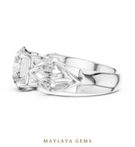 Load image into Gallery viewer, Maylaya Gems lab-grown diamond ring in white gold
