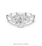 Load image into Gallery viewer, Maylaya Gems lab-grown diamond ring in white gold

