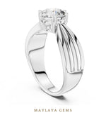 Load image into Gallery viewer, Maylaya Gems lab-grown diamond ring in white gold
