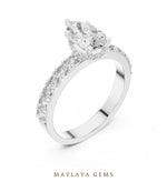 Load image into Gallery viewer, Maylaya Gems lab-grown diamond ring in white gold
