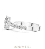 Load image into Gallery viewer, Maylaya Gems lab-grown diamond ring in white gold
