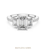 Load image into Gallery viewer, Maylaya Gems lab-grown diamond ring in white gold

