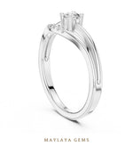 Load image into Gallery viewer, Maylaya Gems lab-grown diamond ring in white gold
