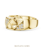 Load image into Gallery viewer, Maylaya Gems triangle lattice lab-grown diamond band in yellow gold
