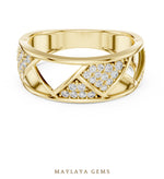 Load image into Gallery viewer, Maylaya Gems triangle lattice lab-grown diamond band in yellow gold
