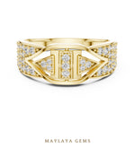 Load image into Gallery viewer, Maylaya Gems angular pave lab-grown diamond band in yellow gold
