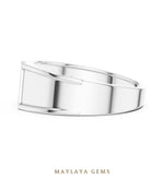Load image into Gallery viewer, Maylaya Gems polished square lab-grown diamond band in white gold
