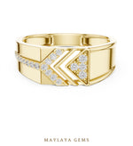 Load image into Gallery viewer, Maylaya Gems polished square lab-grown diamond band in yellow gold
