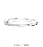 Load image into Gallery viewer, Maylaya Gems offset double row lab-grown diamond band in white gold
