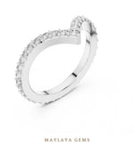 Load image into Gallery viewer, Maylaya Gems round chevron eternity lab-grown diamond band in white gold
